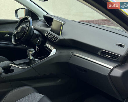 Черный Пежо 3008, объемом двигателя 1.56 л и пробегом 205 тыс. км за 17200 $, фото 50 на Automoto.ua