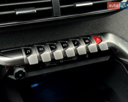 Чорний Пежо 3008, об'ємом двигуна 1.2 л та пробігом 151 тис. км за 20499 $, фото 29 на Automoto.ua