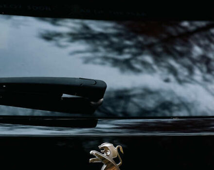 Черный Пежо 3008, объемом двигателя 2 л и пробегом 240 тыс. км за 18800 $, фото 11 на Automoto.ua