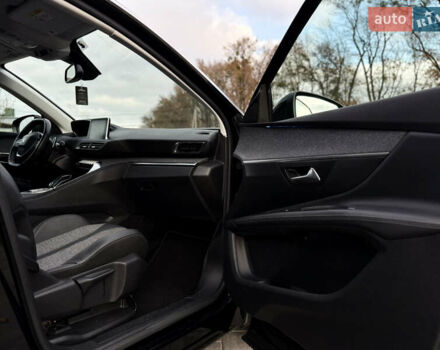 Черный Пежо 3008, объемом двигателя 1.6 л и пробегом 192 тыс. км за 18599 $, фото 42 на Automoto.ua