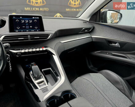 Чорний Пежо 3008, об'ємом двигуна 1.2 л та пробігом 151 тис. км за 20499 $, фото 19 на Automoto.ua