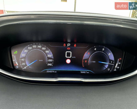 Черный Пежо 3008, объемом двигателя 1.5 л и пробегом 254 тыс. км за 17900 $, фото 61 на Automoto.ua