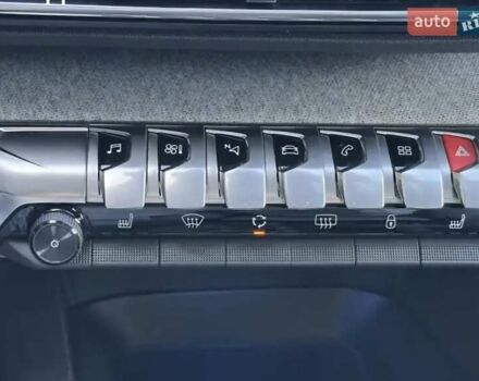 Чорний Пежо 3008, об'ємом двигуна 1.5 л та пробігом 165 тис. км за 20900 $, фото 7 на Automoto.ua