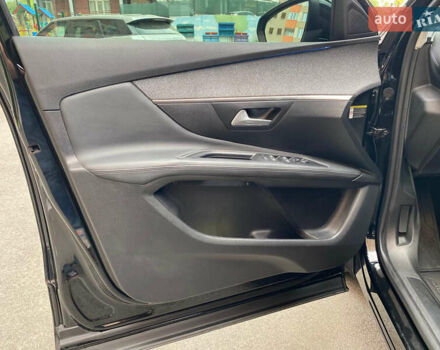 Черный Пежо 3008, объемом двигателя 2 л и пробегом 69 тыс. км за 25000 $, фото 5 на Automoto.ua