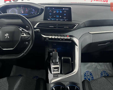 Черный Пежо 3008, объемом двигателя 1.5 л и пробегом 161 тыс. км за 20950 $, фото 16 на Automoto.ua