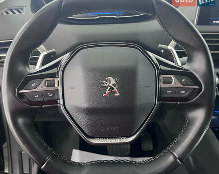 Черный Пежо 3008, объемом двигателя 1.5 л и пробегом 161 тыс. км за 20950 $, фото 8 на Automoto.ua