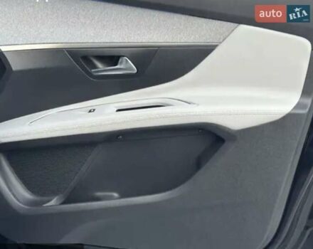 Чорний Пежо 3008, об'ємом двигуна 1.5 л та пробігом 165 тис. км за 20900 $, фото 5 на Automoto.ua