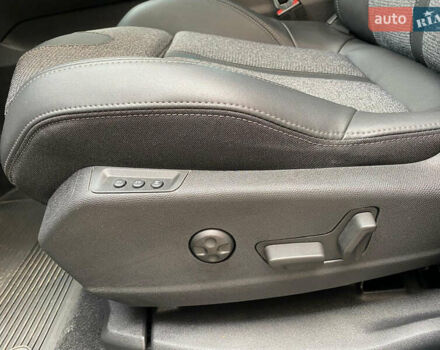 Черный Пежо 3008, объемом двигателя 2 л и пробегом 69 тыс. км за 25000 $, фото 7 на Automoto.ua