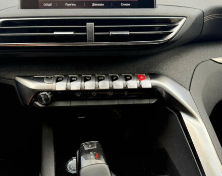 Черный Пежо 3008, объемом двигателя 1.5 л и пробегом 189 тыс. км за 18900 $, фото 19 на Automoto.ua