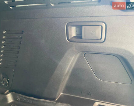 Черный Пежо 3008, объемом двигателя 2 л и пробегом 69 тыс. км за 25000 $, фото 10 на Automoto.ua