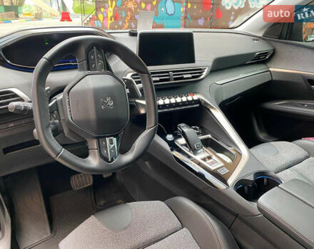 Черный Пежо 3008, объемом двигателя 2 л и пробегом 69 тыс. км за 25000 $, фото 8 на Automoto.ua