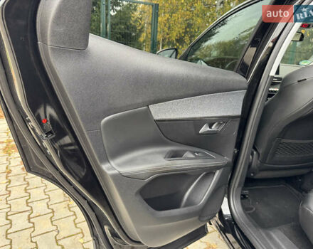 Черный Пежо 3008, объемом двигателя 1.5 л и пробегом 172 тыс. км за 20999 $, фото 50 на Automoto.ua