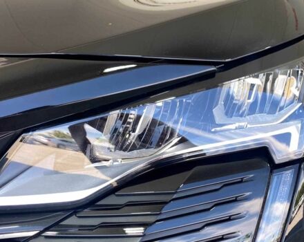 Чорний Пежо 3008, об'ємом двигуна 1.5 л та пробігом 154 тис. км за 23950 $, фото 18 на Automoto.ua