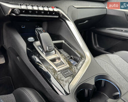 Черный Пежо 3008, объемом двигателя 1.5 л и пробегом 172 тыс. км за 20999 $, фото 63 на Automoto.ua