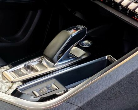 Черный Пежо 3008, объемом двигателя 0 л и пробегом 12 тыс. км за 8700 $, фото 7 на Automoto.ua