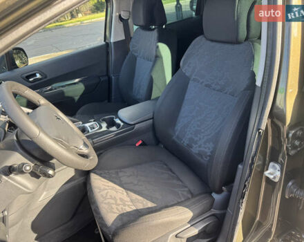 Коричневый Пежо 3008, объемом двигателя 1.6 л и пробегом 192 тыс. км за 6499 $, фото 14 на Automoto.ua