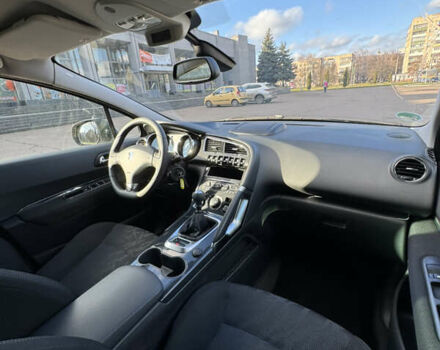 Коричневый Пежо 3008, объемом двигателя 1.6 л и пробегом 192 тыс. км за 6499 $, фото 35 на Automoto.ua