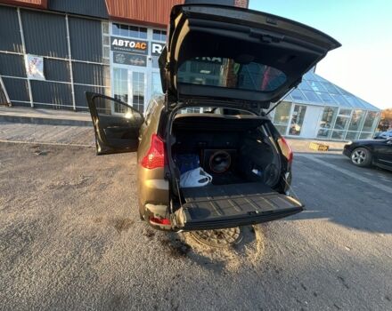 Пежо 3008 2009 в Чернигове на Automoto.ua Коричневый Пежо 3008, объемом двигателя 1.6 л и пробегом 250 тыс. км за 8700 $, фото 1 на Automoto.ua