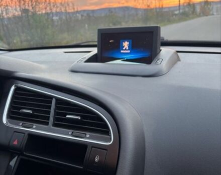 Коричневый Пежо 3008, объемом двигателя 1.6 л и пробегом 213 тыс. км за 8500 $, фото 17 на Automoto.ua