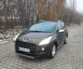 Коричневый Пежо 3008, объемом двигателя 1.6 л и пробегом 294 тыс. км за 8100 $, фото 2 на Automoto.ua