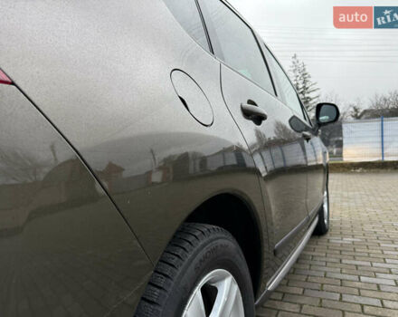 Коричневый Пежо 3008, объемом двигателя 1.6 л и пробегом 169 тыс. км за 11300 $, фото 6 на Automoto.ua