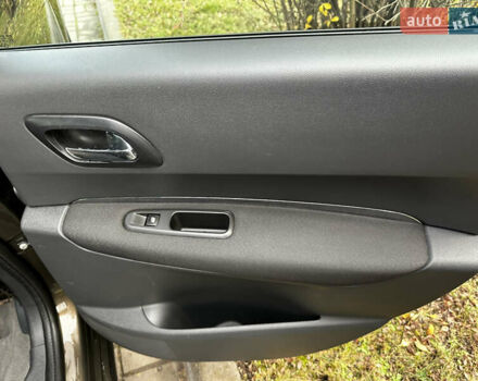 Коричневый Пежо 3008, объемом двигателя 1.6 л и пробегом 250 тыс. км за 8199 $, фото 45 на Automoto.ua