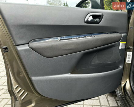 Коричневый Пежо 3008, объемом двигателя 1.6 л и пробегом 250 тыс. км за 8199 $, фото 42 на Automoto.ua