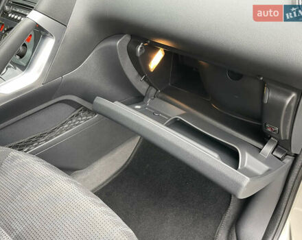 Коричневый Пежо 3008, объемом двигателя 1.6 л и пробегом 262 тыс. км за 8500 $, фото 29 на Automoto.ua