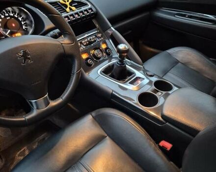 Коричневый Пежо 3008, объемом двигателя 1.6 л и пробегом 233 тыс. км за 9300 $, фото 6 на Automoto.ua