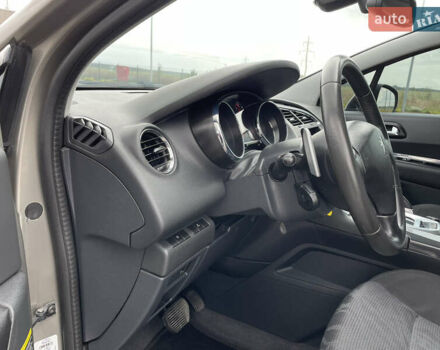 Коричневый Пежо 3008, объемом двигателя 1.6 л и пробегом 262 тыс. км за 8500 $, фото 12 на Automoto.ua