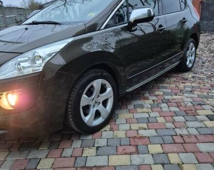 Коричневый Пежо 3008, объемом двигателя 1.6 л и пробегом 233 тыс. км за 9300 $, фото 1 на Automoto.ua