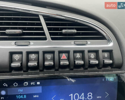 Коричневый Пежо 3008, объемом двигателя 1.6 л и пробегом 205 тыс. км за 11500 $, фото 28 на Automoto.ua