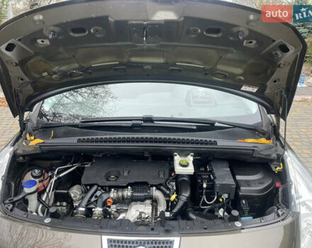 Коричневый Пежо 3008, объемом двигателя 1.6 л и пробегом 205 тыс. км за 11500 $, фото 49 на Automoto.ua