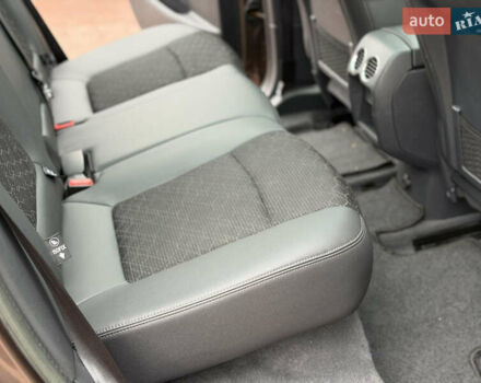 Коричневий Пежо 3008, об'ємом двигуна 1.6 л та пробігом 160 тис. км за 11900 $, фото 35 на Automoto.ua