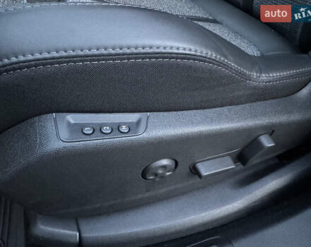 Коричневый Пежо 3008, объемом двигателя 2 л и пробегом 131 тыс. км за 21000 $, фото 25 на Automoto.ua