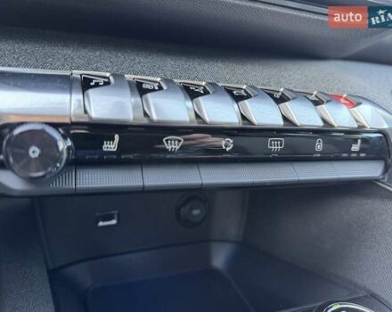 Коричневый Пежо 3008, объемом двигателя 2 л и пробегом 99 тыс. км за 20900 $, фото 8 на Automoto.ua