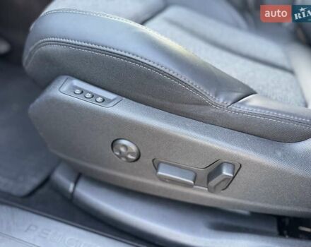 Коричневый Пежо 3008, объемом двигателя 2 л и пробегом 99 тыс. км за 20900 $, фото 17 на Automoto.ua