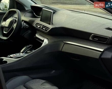 Коричневый Пежо 3008, объемом двигателя 2 л и пробегом 165 тыс. км за 18800 $, фото 5 на Automoto.ua