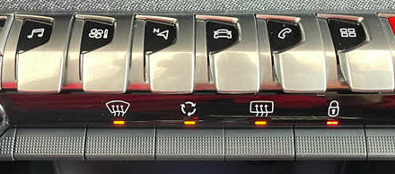 Коричневый Пежо 3008, объемом двигателя 1.5 л и пробегом 195 тыс. км за 20950 $, фото 24 на Automoto.ua