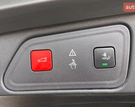 Коричневый Пежо 3008, объемом двигателя 1.5 л и пробегом 195 тыс. км за 20950 $, фото 5 на Automoto.ua