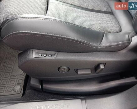 Коричневий Пежо 3008, об'ємом двигуна 1.5 л та пробігом 64 тис. км за 24300 $, фото 11 на Automoto.ua