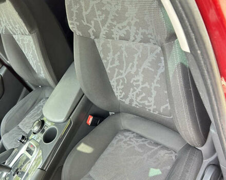 Красный Пежо 3008, объемом двигателя 1.6 л и пробегом 230 тыс. км за 6500 $, фото 8 на Automoto.ua