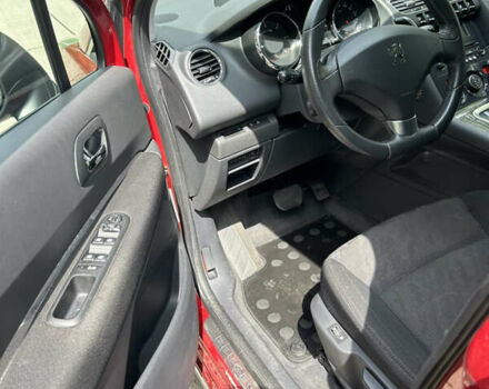Красный Пежо 3008, объемом двигателя 1.6 л и пробегом 230 тыс. км за 6500 $, фото 7 на Automoto.ua