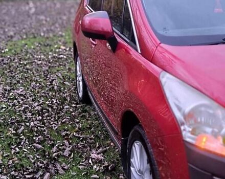 Красный Пежо 3008, объемом двигателя 1.6 л и пробегом 241 тыс. км за 8800 $, фото 7 на Automoto.ua