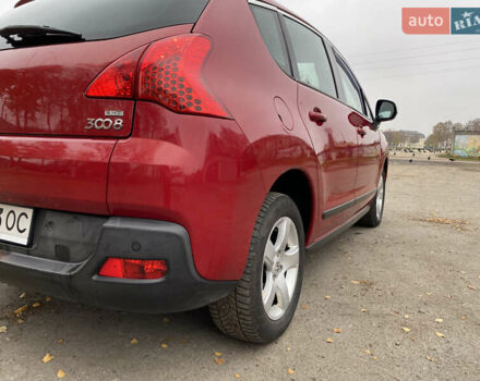Красный Пежо 3008, объемом двигателя 1.56 л и пробегом 262 тыс. км за 8800 $, фото 7 на Automoto.ua