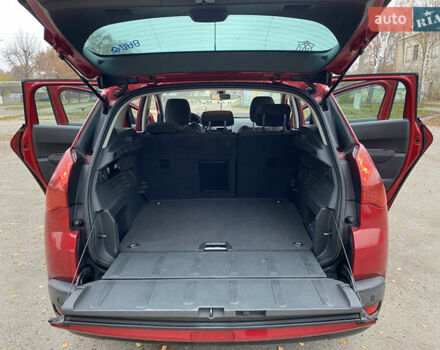 Красный Пежо 3008, объемом двигателя 1.56 л и пробегом 262 тыс. км за 8800 $, фото 17 на Automoto.ua