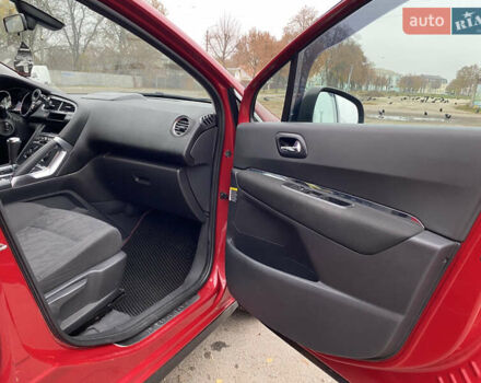 Красный Пежо 3008, объемом двигателя 1.56 л и пробегом 262 тыс. км за 8800 $, фото 12 на Automoto.ua