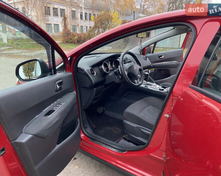 Красный Пежо 3008, объемом двигателя 1.56 л и пробегом 262 тыс. км за 8800 $, фото 15 на Automoto.ua