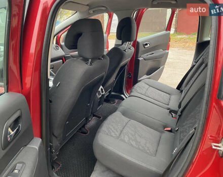 Красный Пежо 3008, объемом двигателя 1.56 л и пробегом 262 тыс. км за 8800 $, фото 14 на Automoto.ua