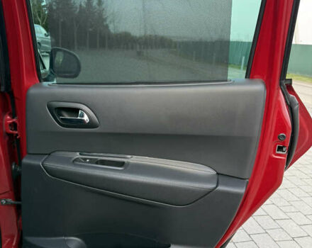 Красный Пежо 3008, объемом двигателя 1.6 л и пробегом 207 тыс. км за 12800 $, фото 63 на Automoto.ua